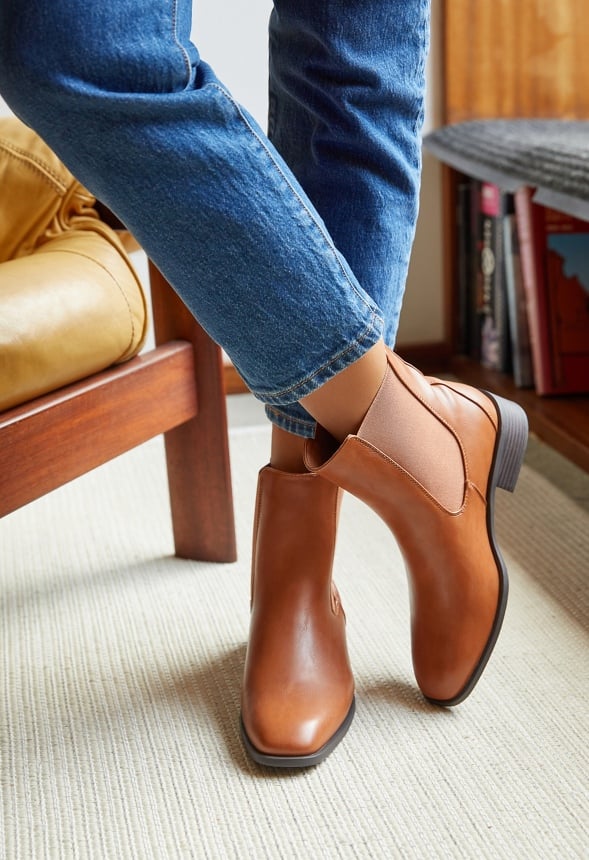 Vernetta Chelsea Boot French Oak