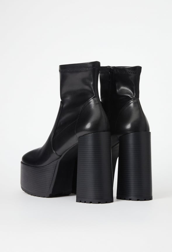 Hera Platform Ankle Boot Black