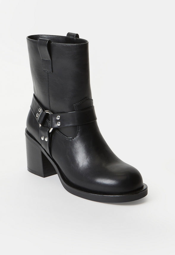 Millie Block Heeled Bootie Black