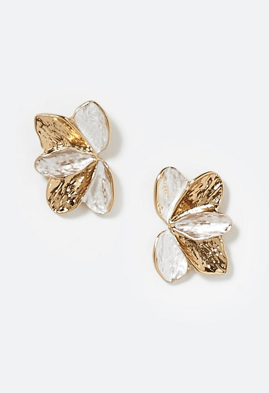 Hope Ovelap Petals Stud With Pearlised Finish Cream/Gold