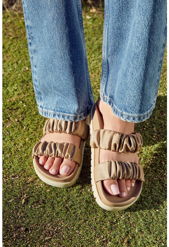 Eva Flat Slide Sandal Taupe