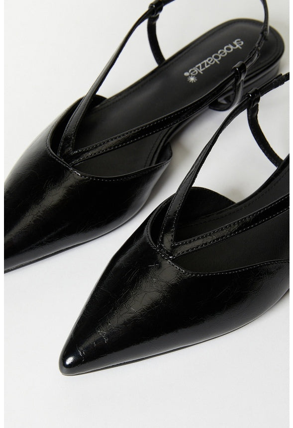 Adoria Pointed Toe Flat Black
