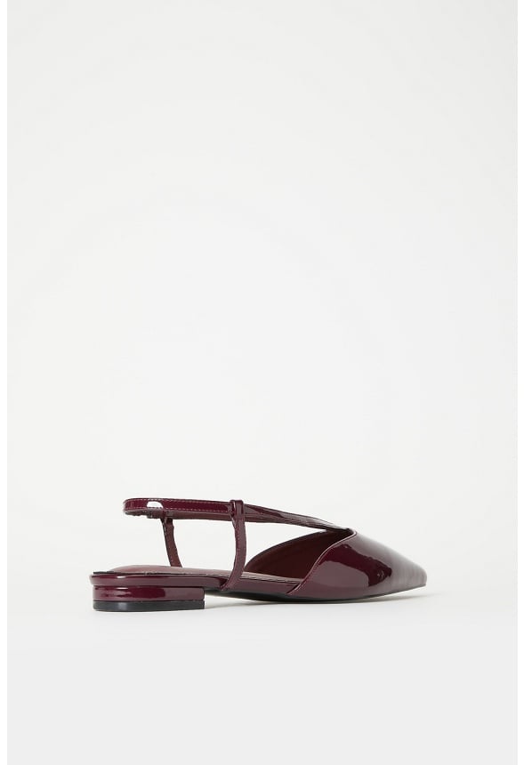 Adoria Pointed Toe Flat Maroon Banner
