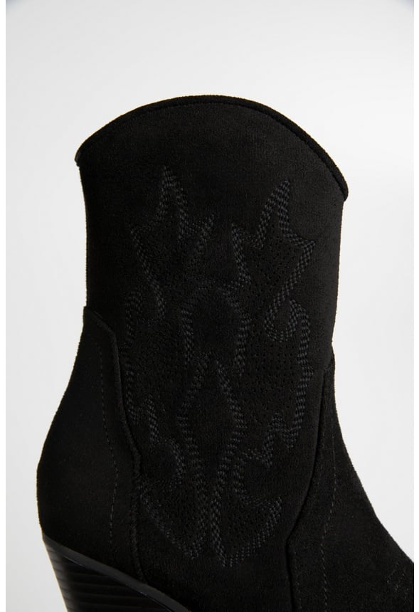 Lucia Cowboy Boot Black