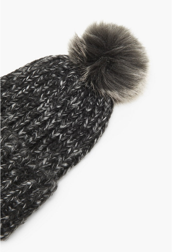 Basic Pom Beanie Black