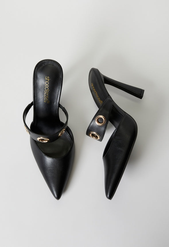 Whit Pointed Toe Pump Black