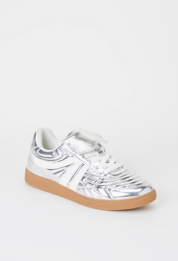 Wren Court Sneaker Silver/ White